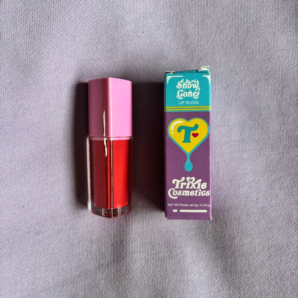 Trixie Cosmetics lip gloss BRAND NEW *Snow Cone* 🍧💋